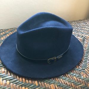 DELUX Navy felted wool, wide brim hat